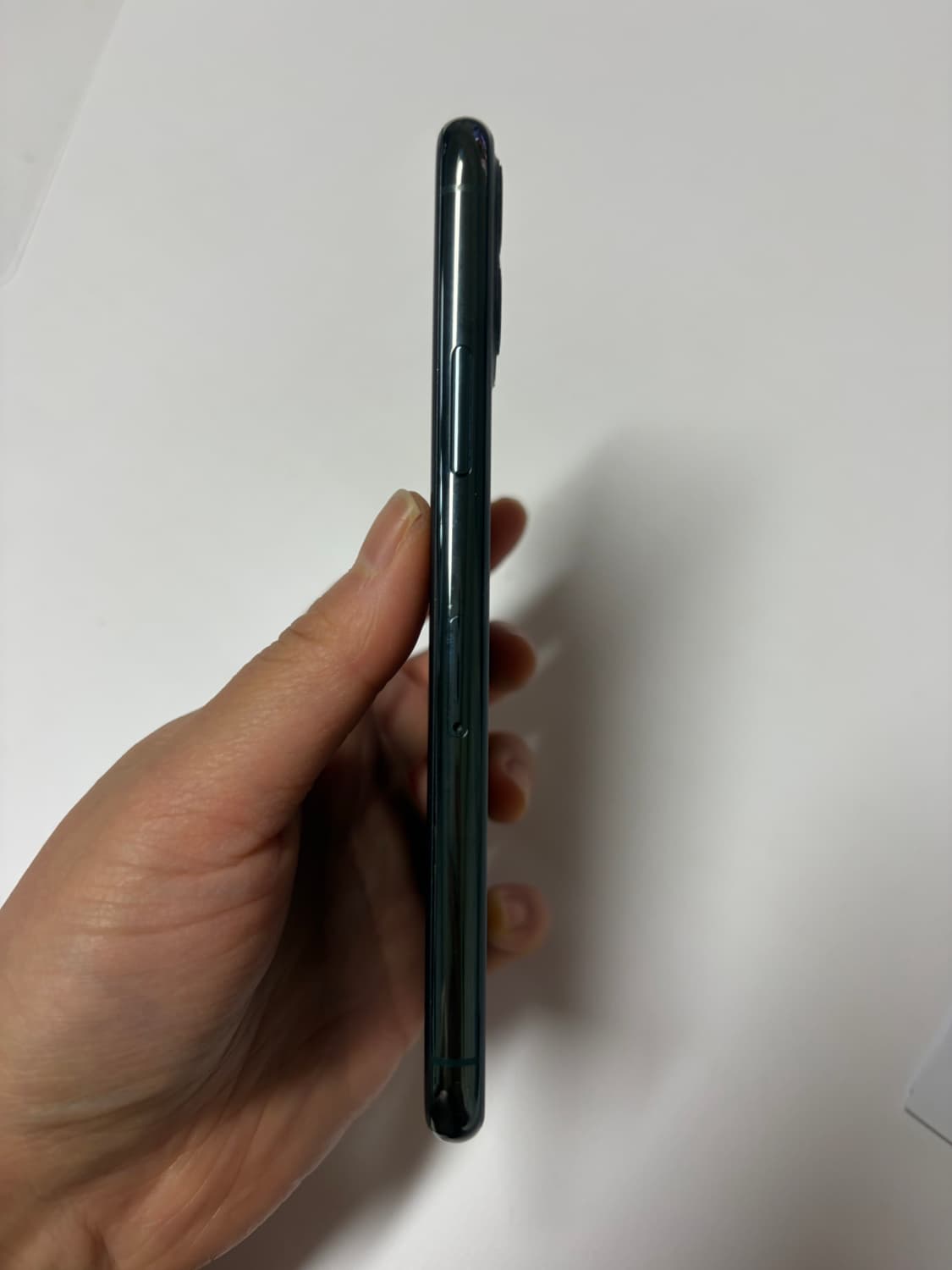 아이폰 11pro 미드나잇 그린 상품이미지4