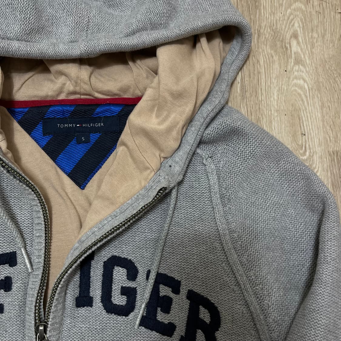 타미힐피거 빅 로고 자수 후드 집업 자켓 S(90) 상품이미지4