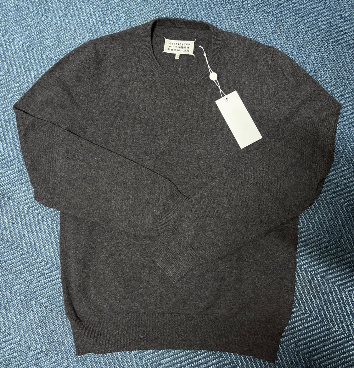 마르지엘라 다크그레이 캐시미어 니트 S(95-100) 상품이미지1