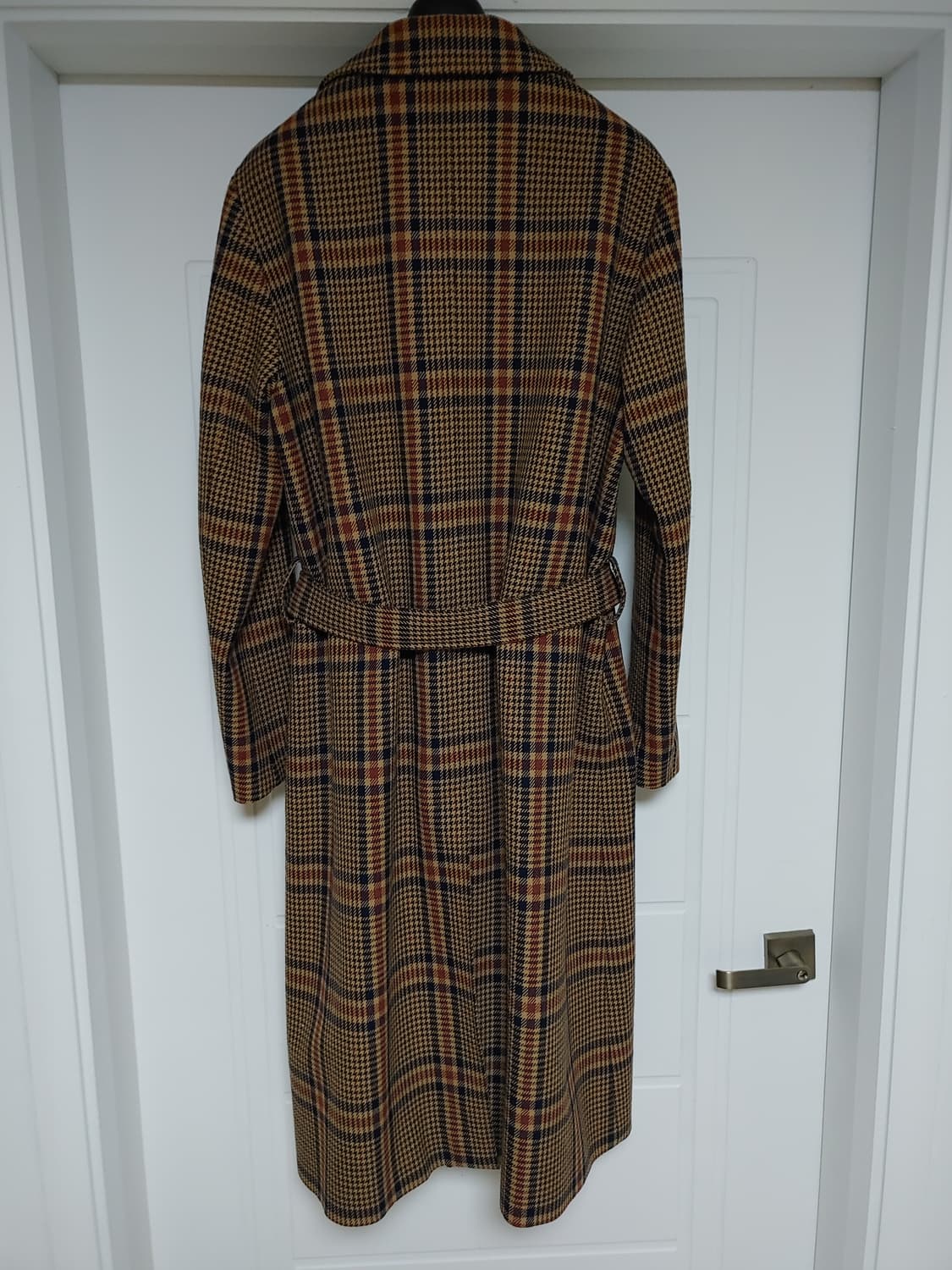 아미 ami 컬렉션 체크 로브 코트 팝니다 상품이미지5