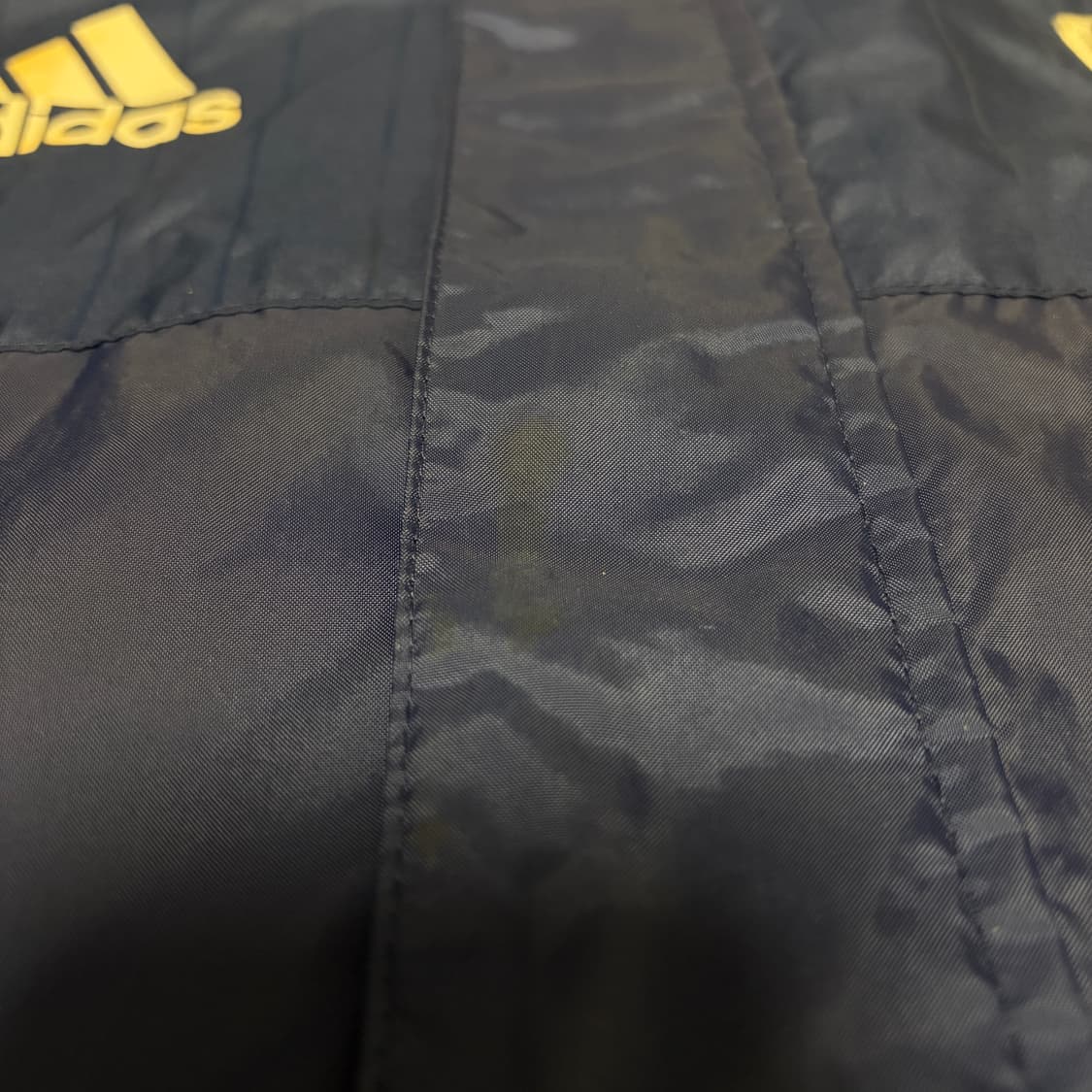 아디다스 X 울산현대 네이비 바람막이 자켓 상품이미지5