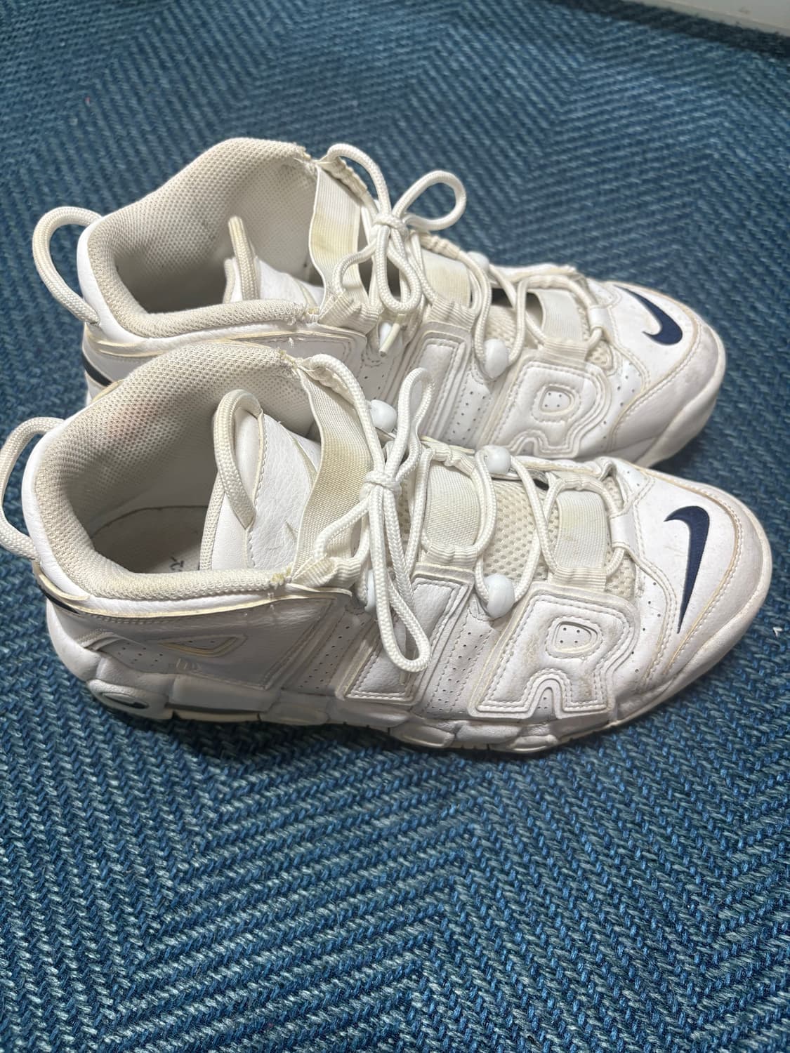 나이키 업템포 270mm 상품이미지1