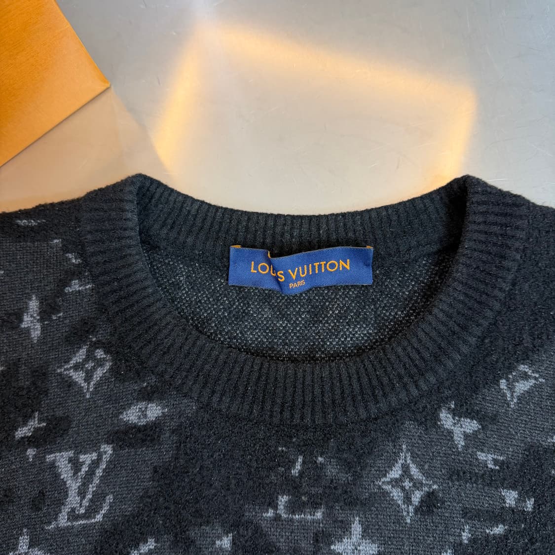 [XL] 루이비통 디스트로이드 모노그램 니트  상품이미지4