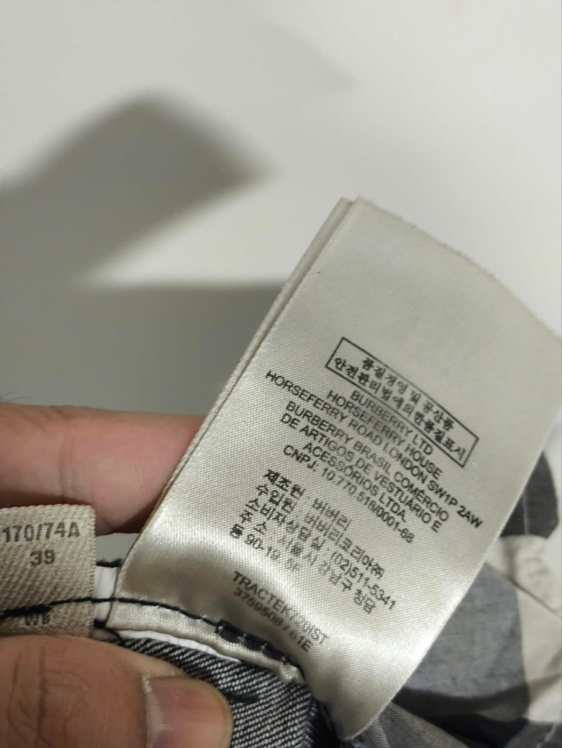 29 버버리 브릿 뒷 지퍼 블랙 데님 청바지 상품이미지10