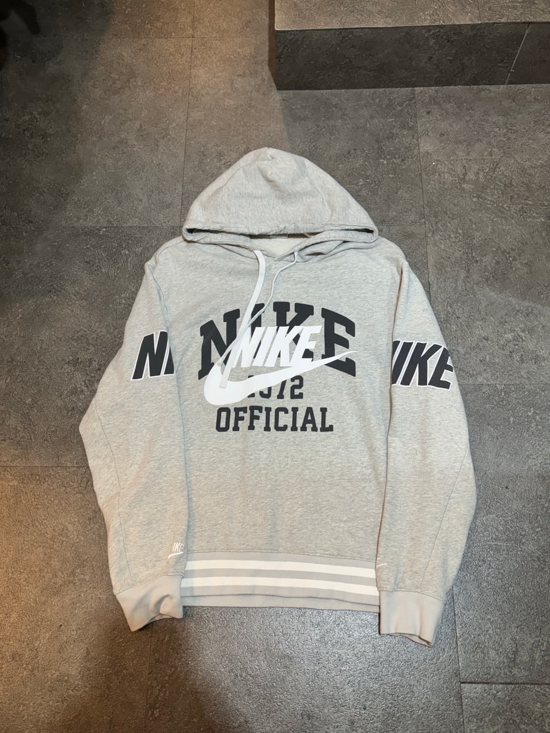 나이키 후드티 그레이 M사이즈 상품이미지2