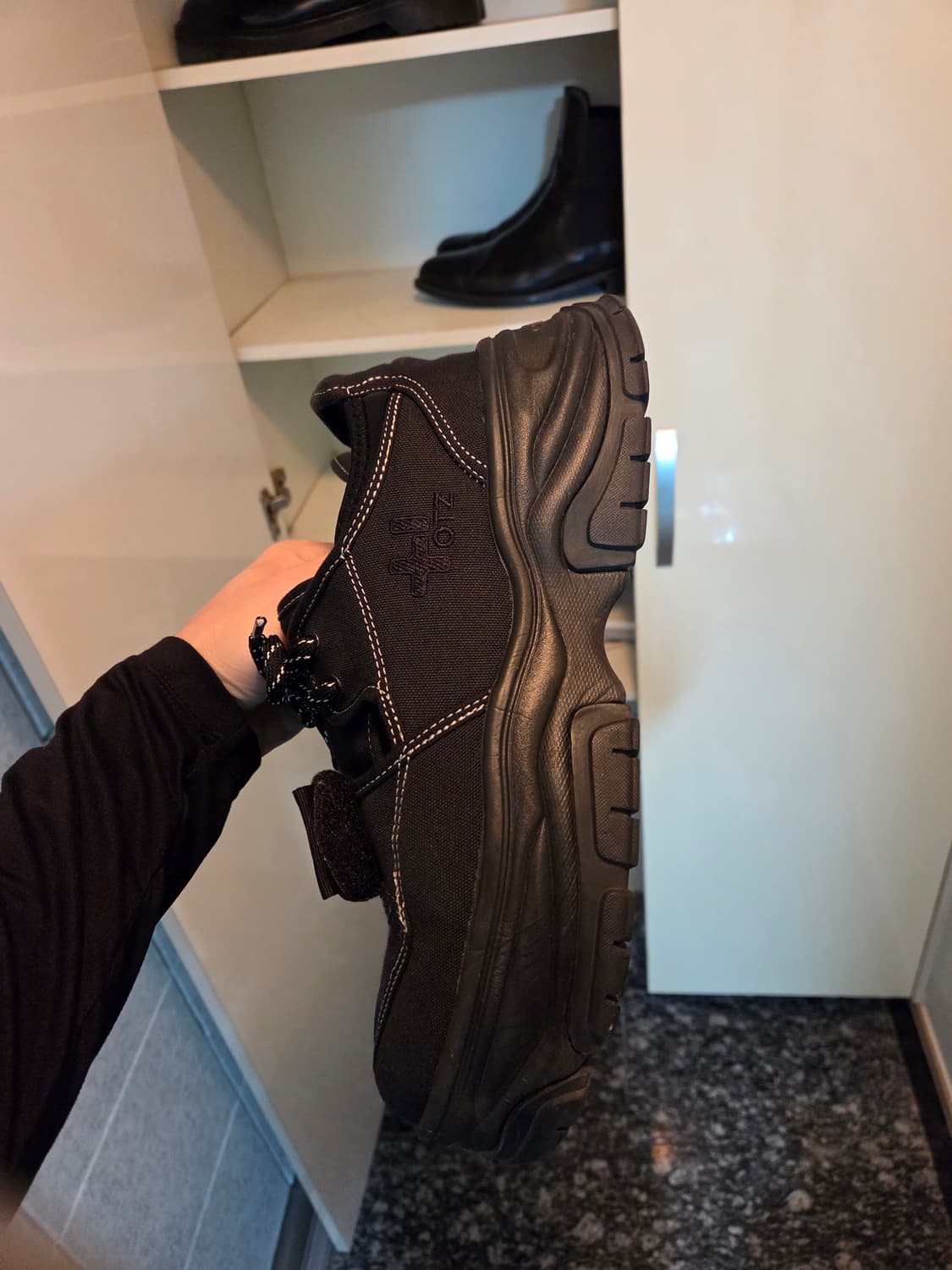 오찌 하이컨버스 팝니다. 상품이미지6