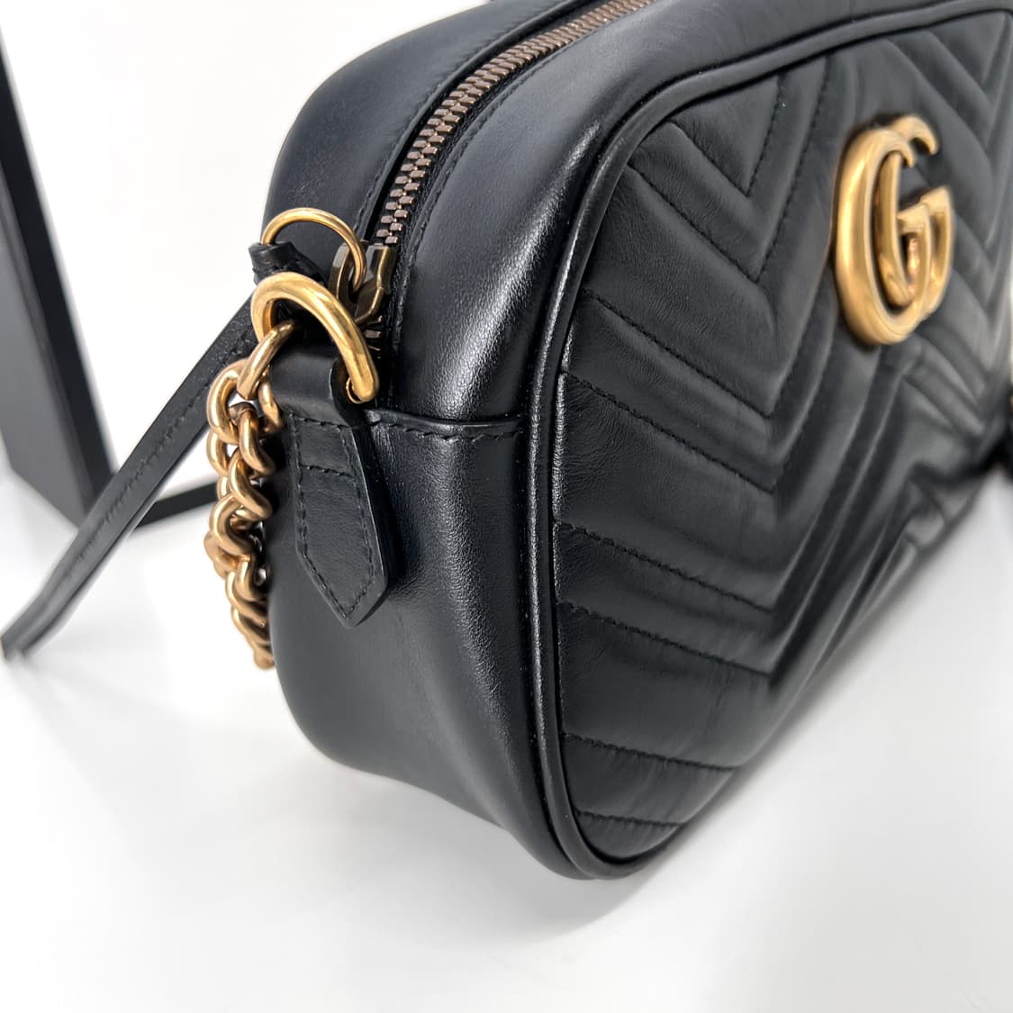 구찌 GG 마몽 마틀라세 크로스백 스몰 블랙 (447632) 상품이미지9