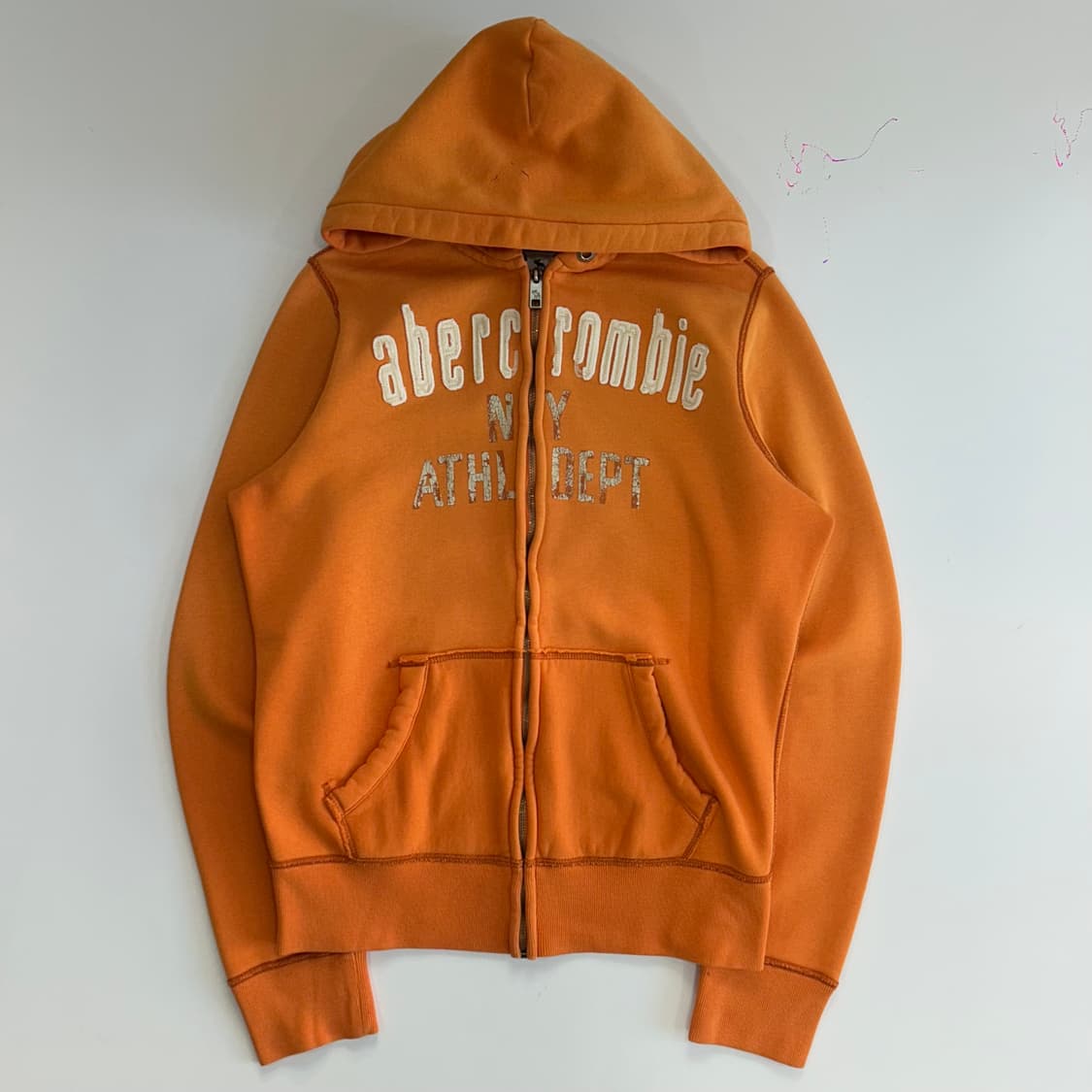 Abercrombie 아베크롬비 아이보리 로고 오렌지 후드집업 상품이미지3