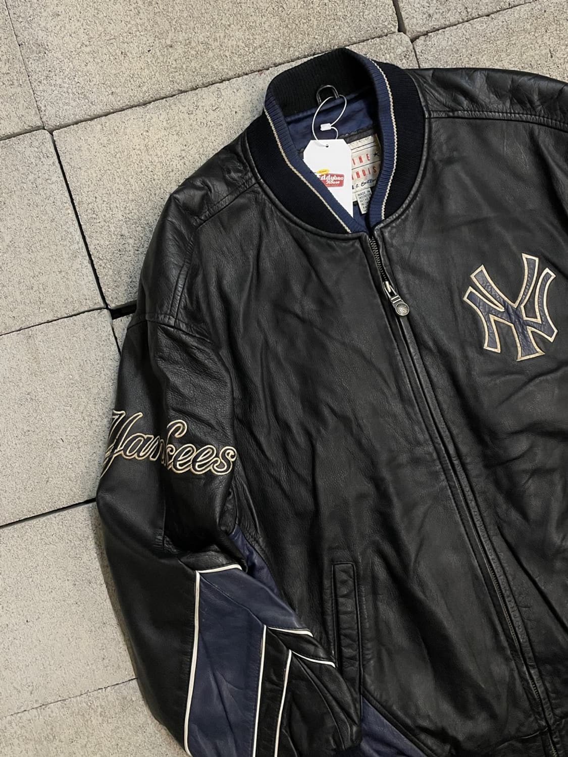 90’s 제뉴인머천다이즈 뉴욕 양키스 레더 자켓 상품이미지2
