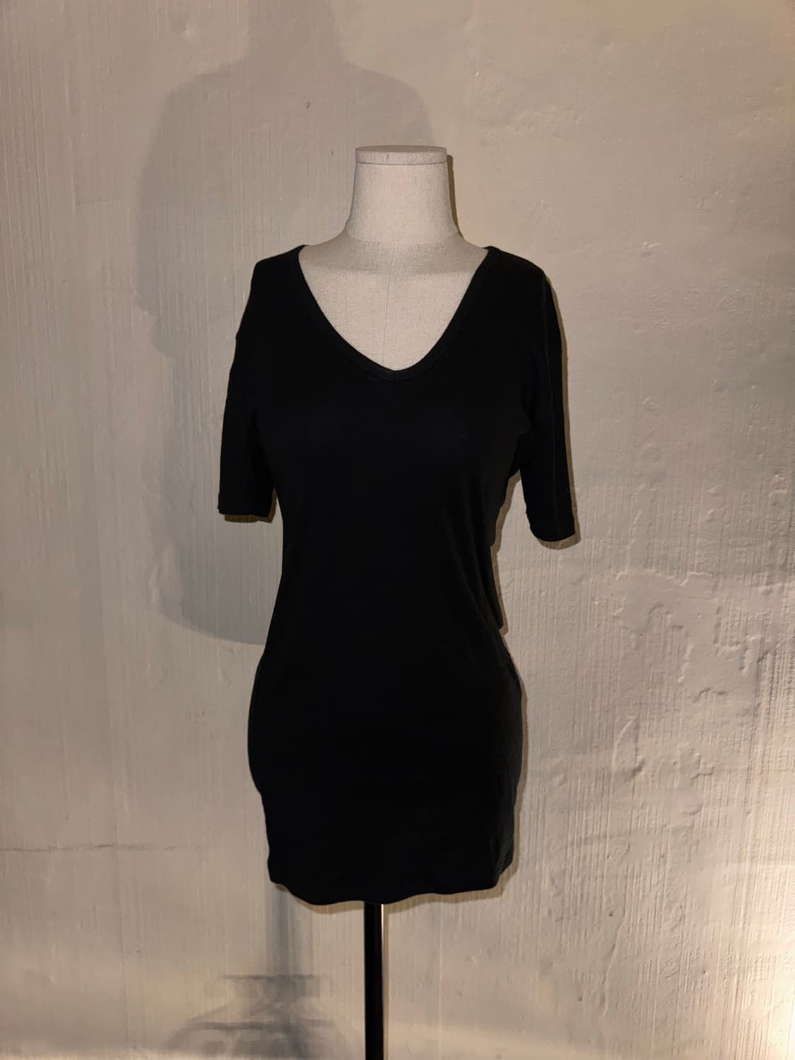 Gostar De Fuga Black V-neck t-shirt   상품이미지1