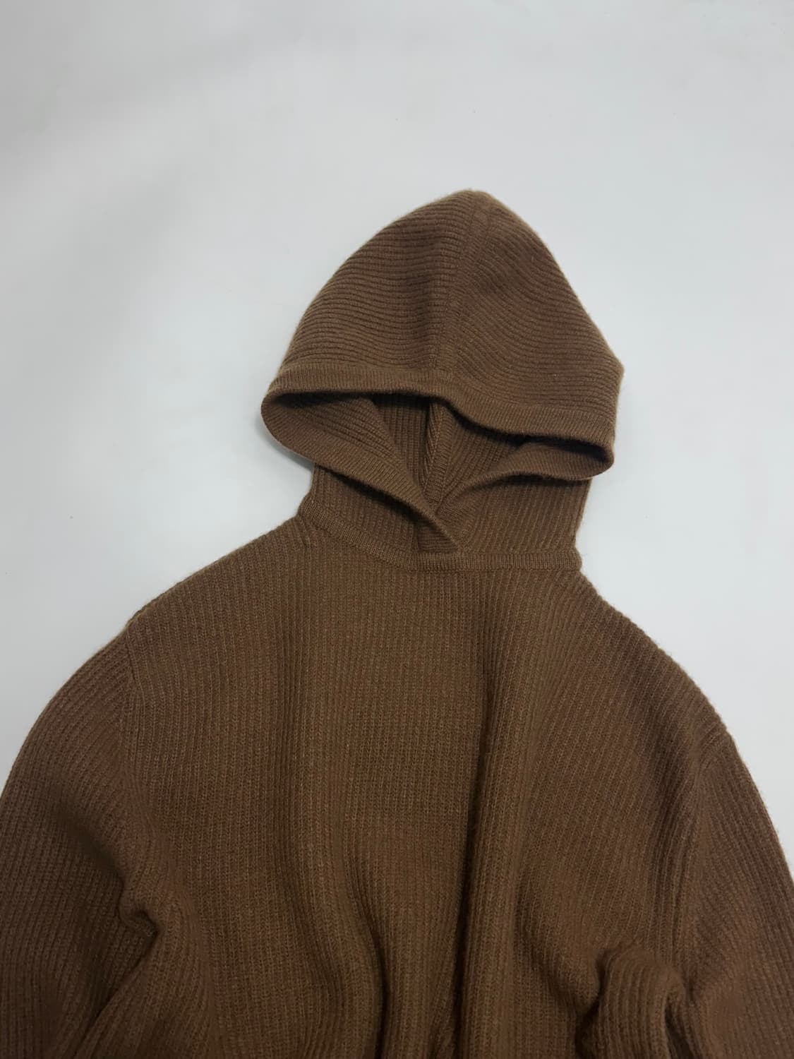 The izzat 더 아이잗 니트 후디 상품이미지2