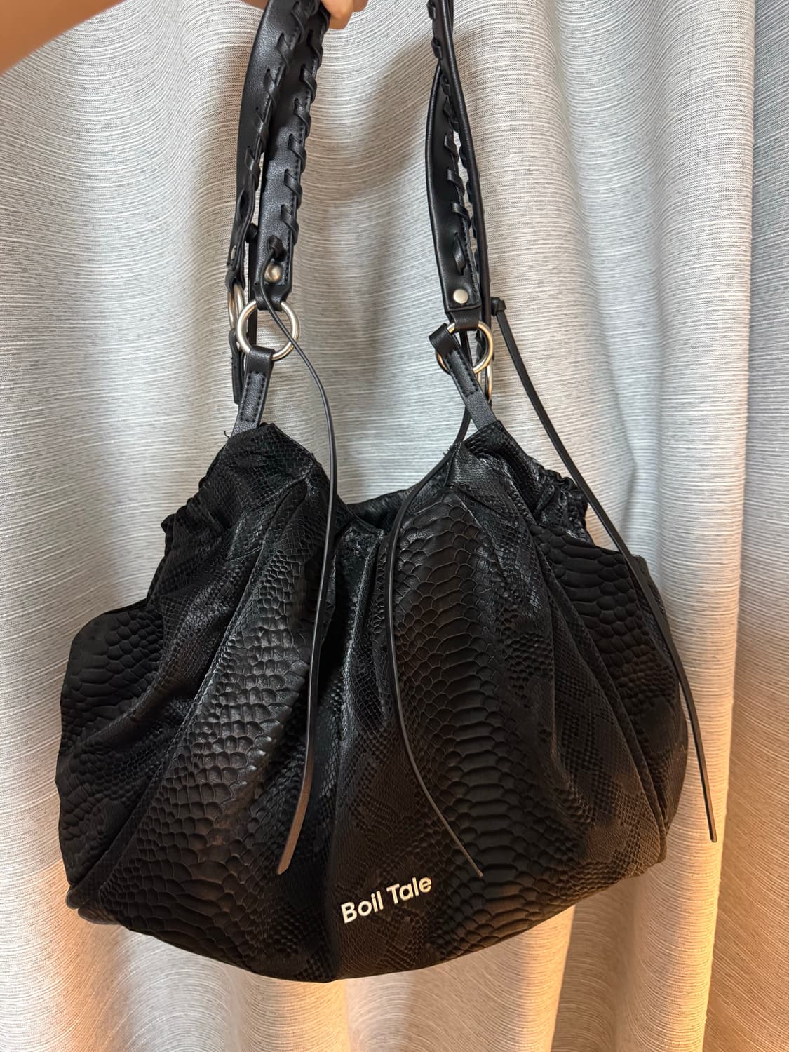 보일테일 비앙카 백 (PYTHON BLACK) 상품이미지2