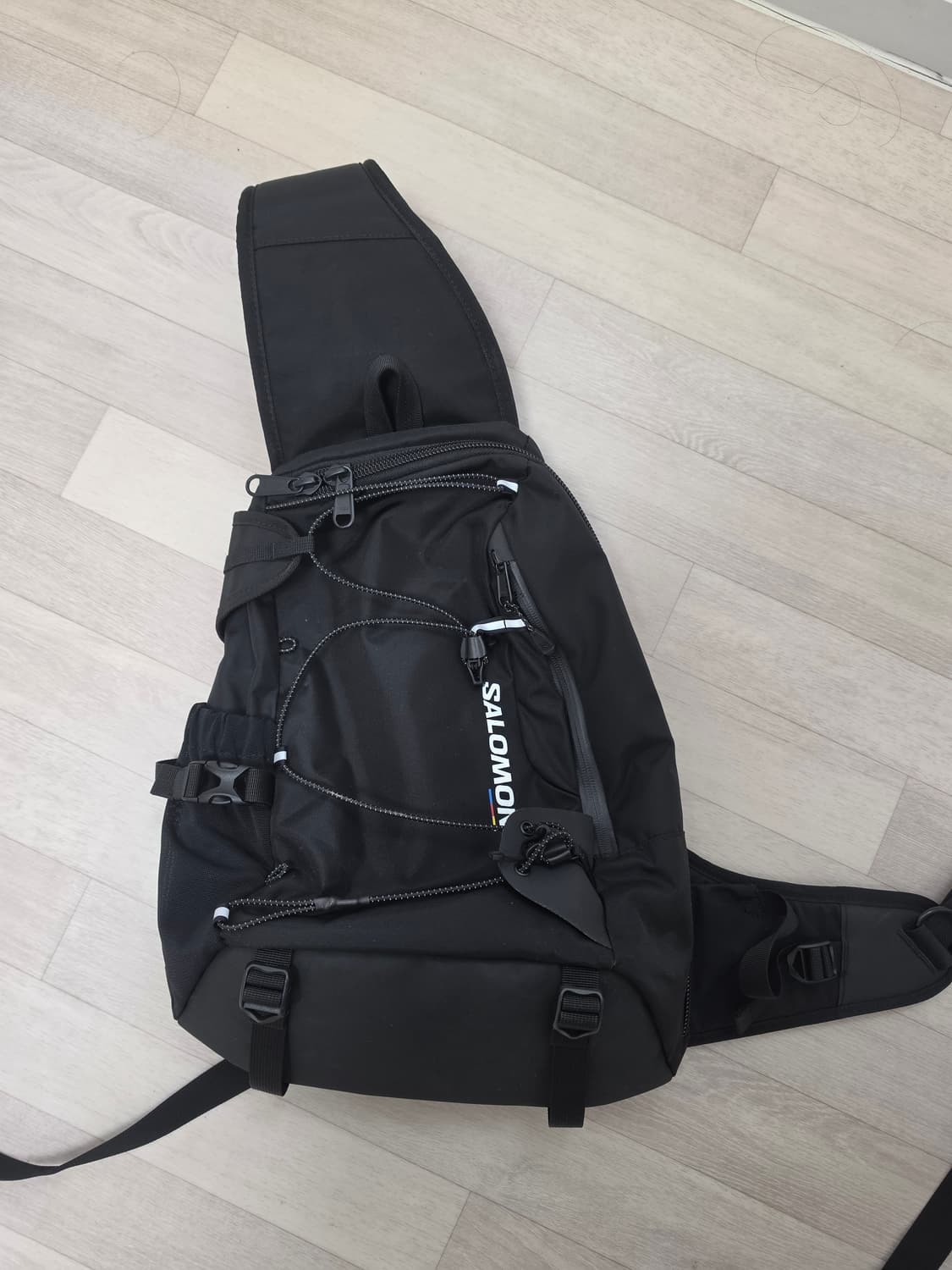 살로몬 크로스백팩  상품이미지1