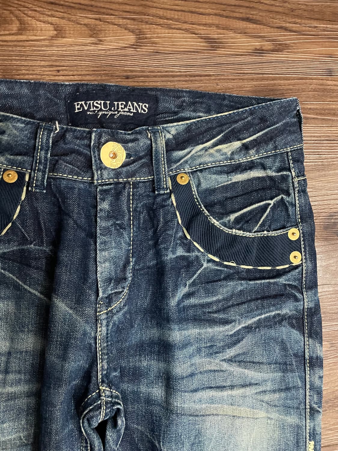 에비수 Evisu 빅로고 금장 워싱 데님 팬츠 상품이미지4