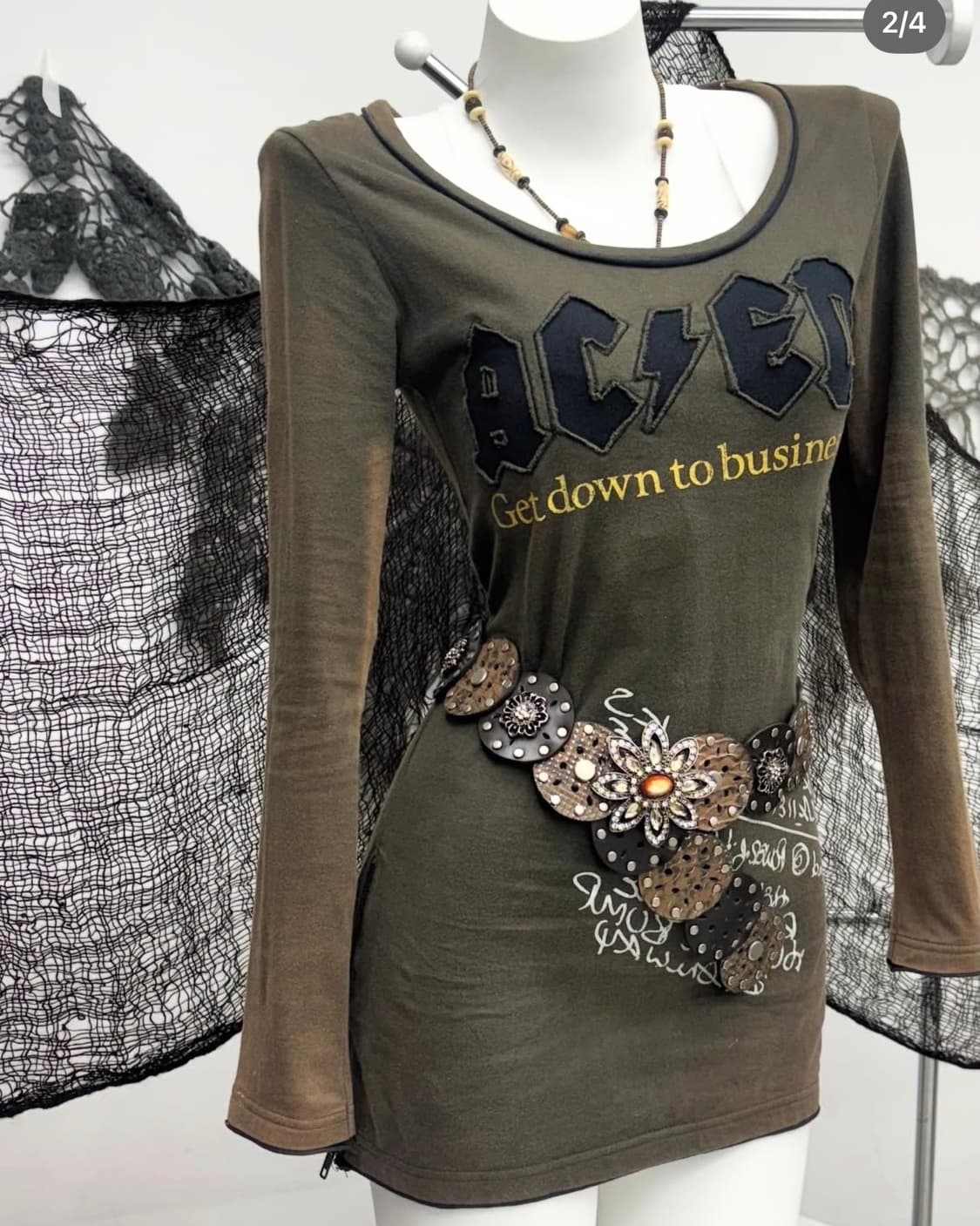 Wash Graphic Long Sleeve Top 상품이미지2