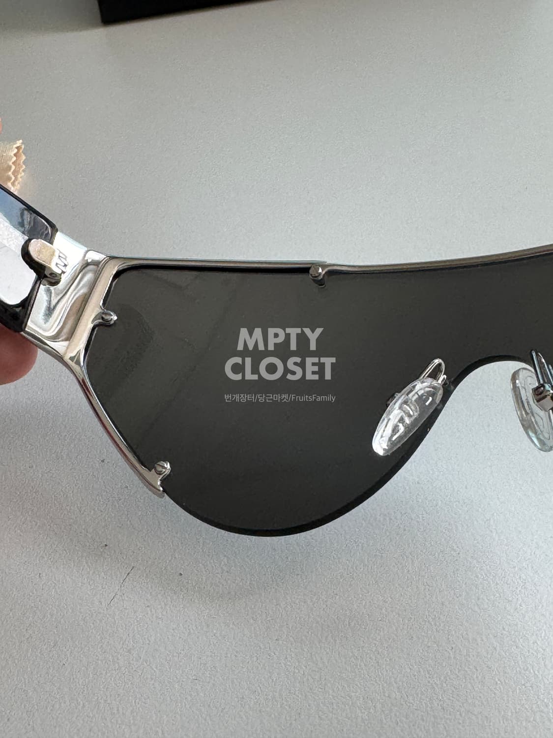 알렉산더 맥퀸 AM0447S 쉴드프레임 선글라스 상품이미지9