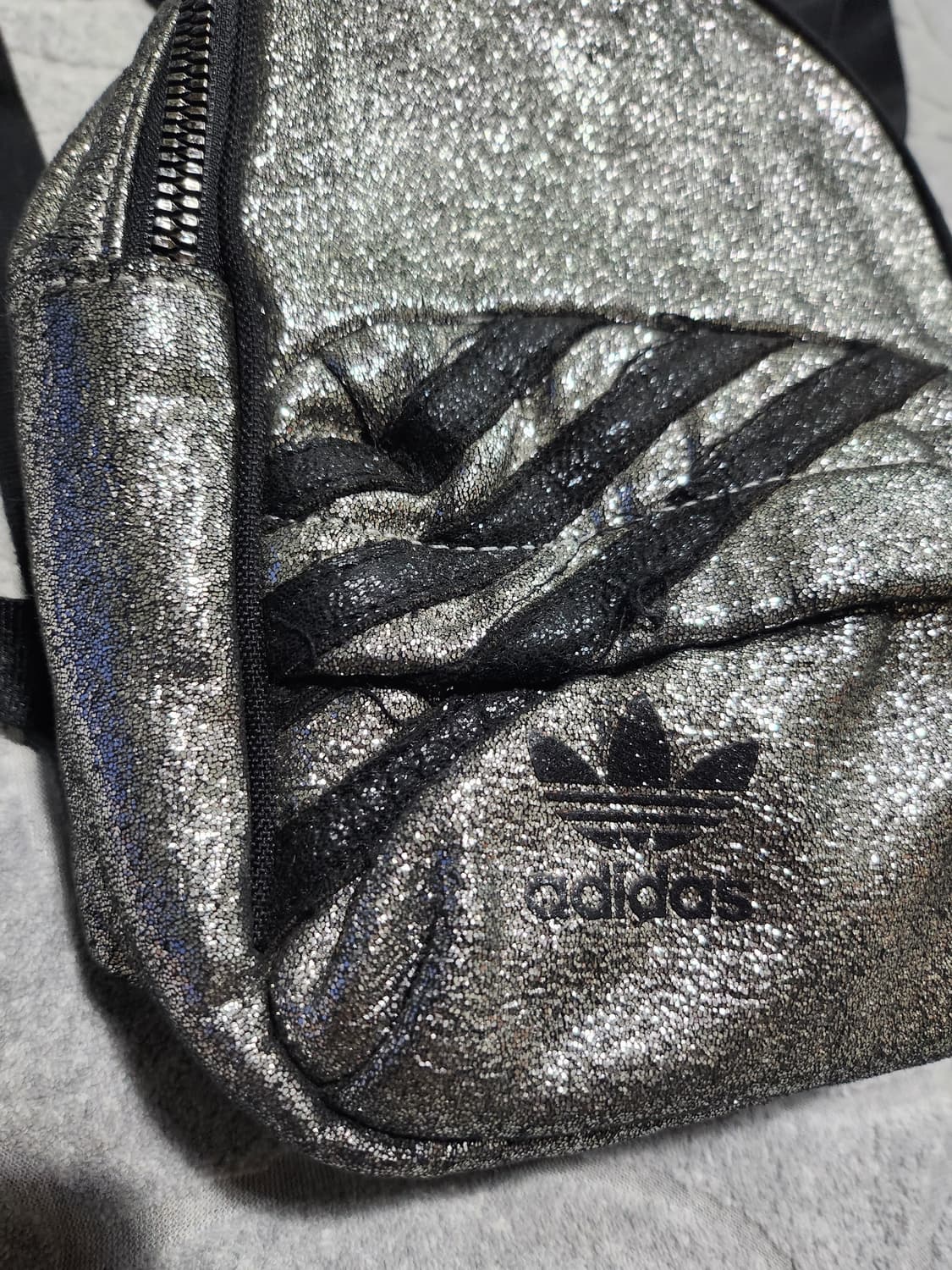 //아디다스 실버 미니 백팩 상품이미지4