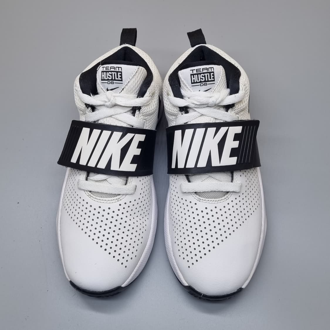 나이키 팀 허슬 D8 운동화235  상품이미지2