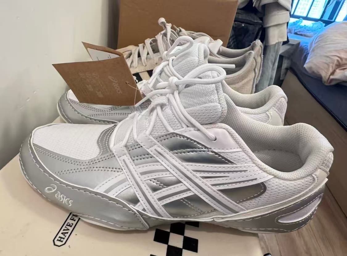 아식스 하이퍼싱크 화이트 퓨어 실버 240mm 상품이미지3