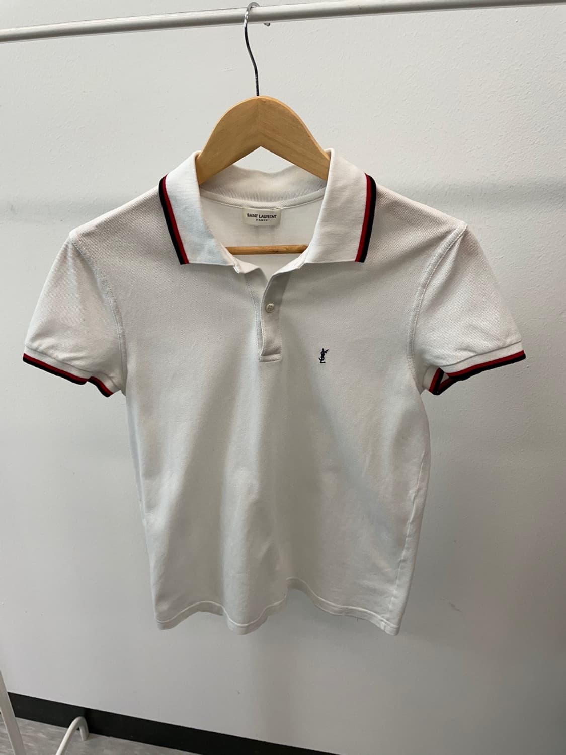 여) 생로랑 자수 카라티 상품이미지1