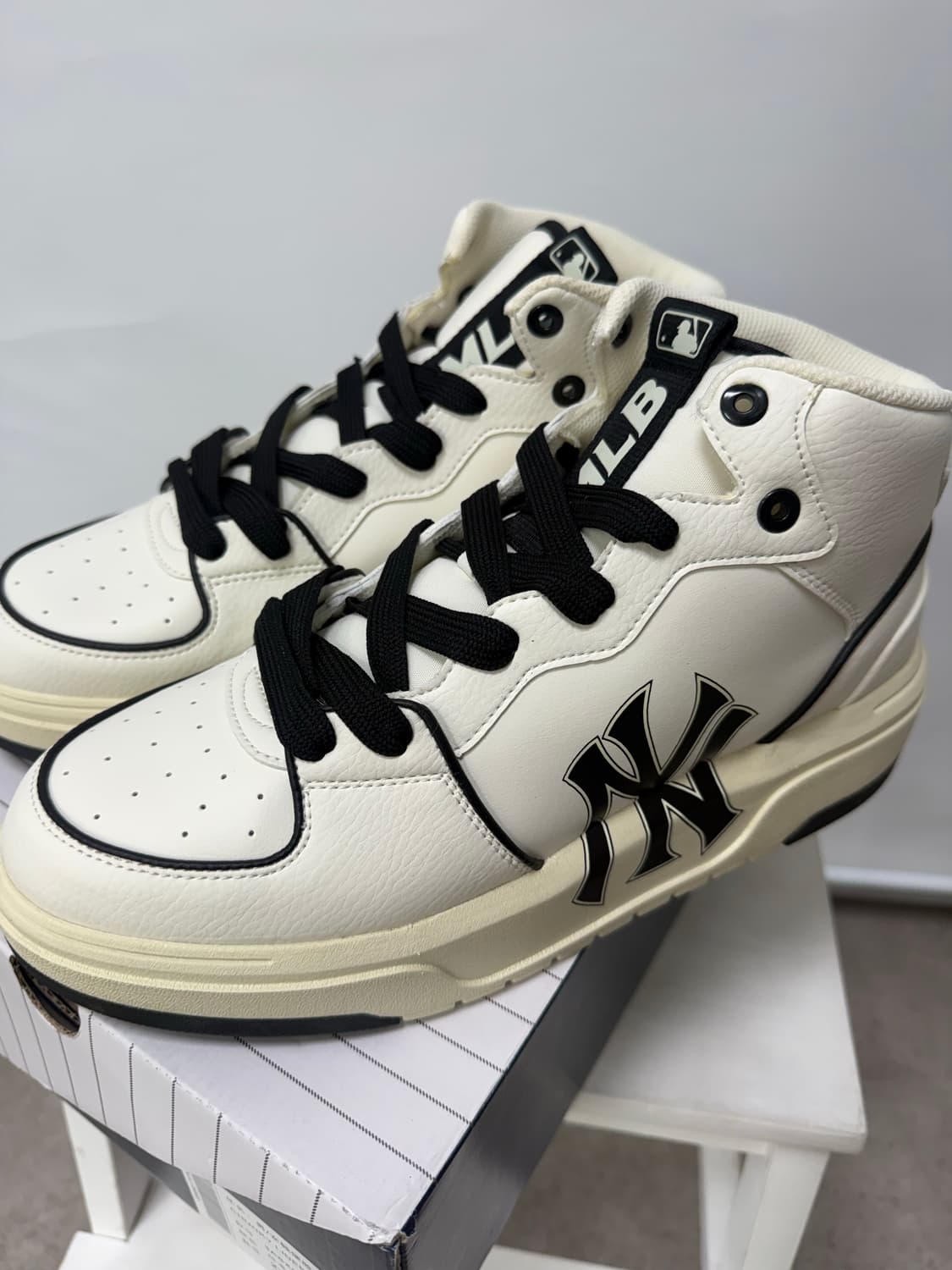 MLB 청키 라이너 하이 뉴욕 양키스 (275/새상품) 상품이미지5