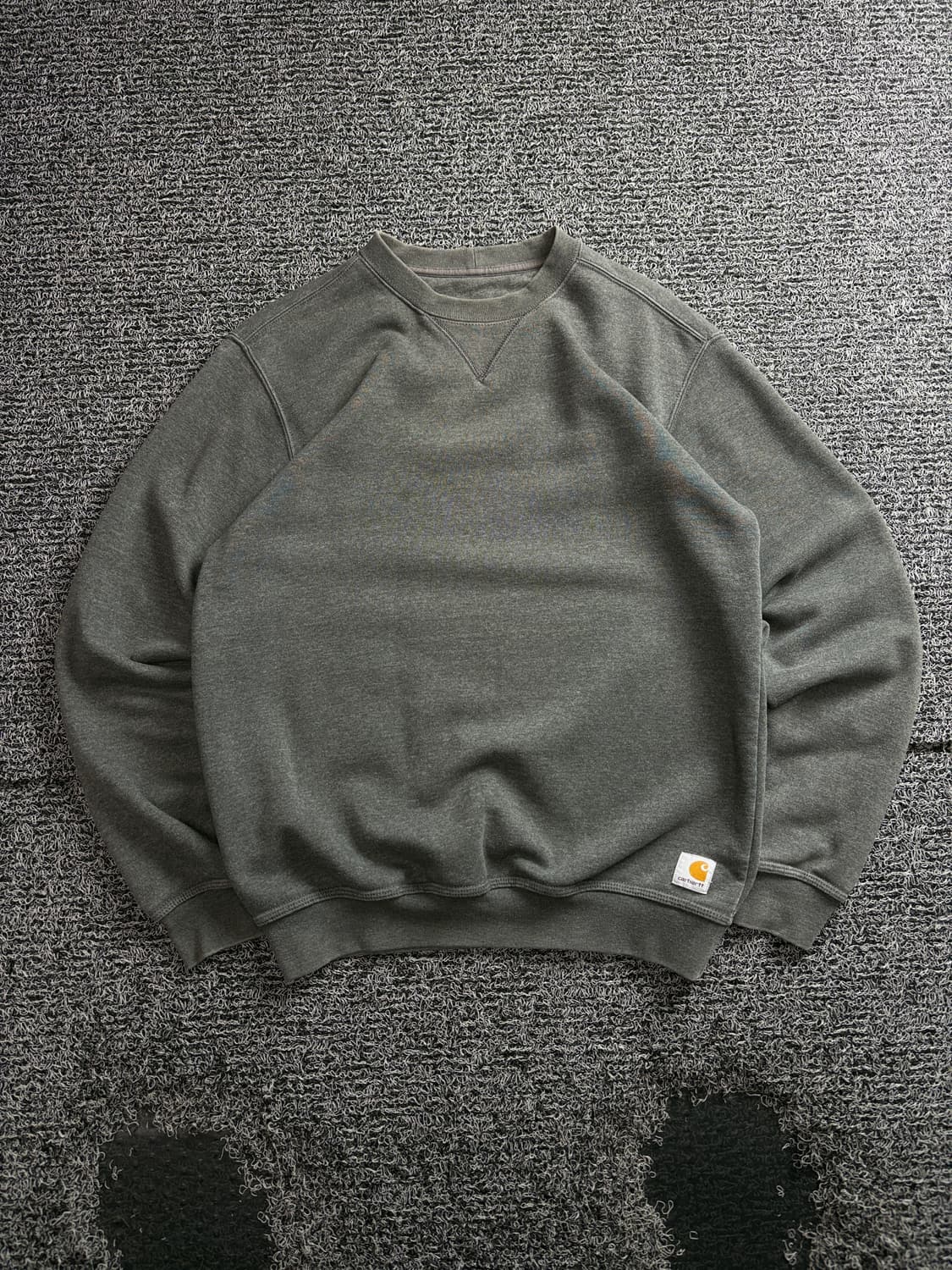 칼하트 WIP 시그니처 미니멀 크루넥 맨투맨 3912 상품이미지2