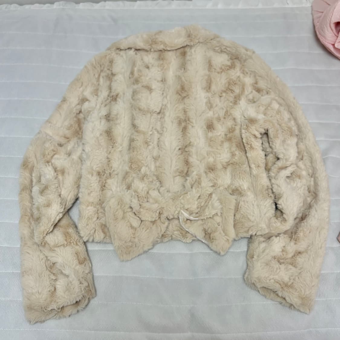 리즈리사 리즈멜로 로즈보아 퍼 자켓 상품이미지2