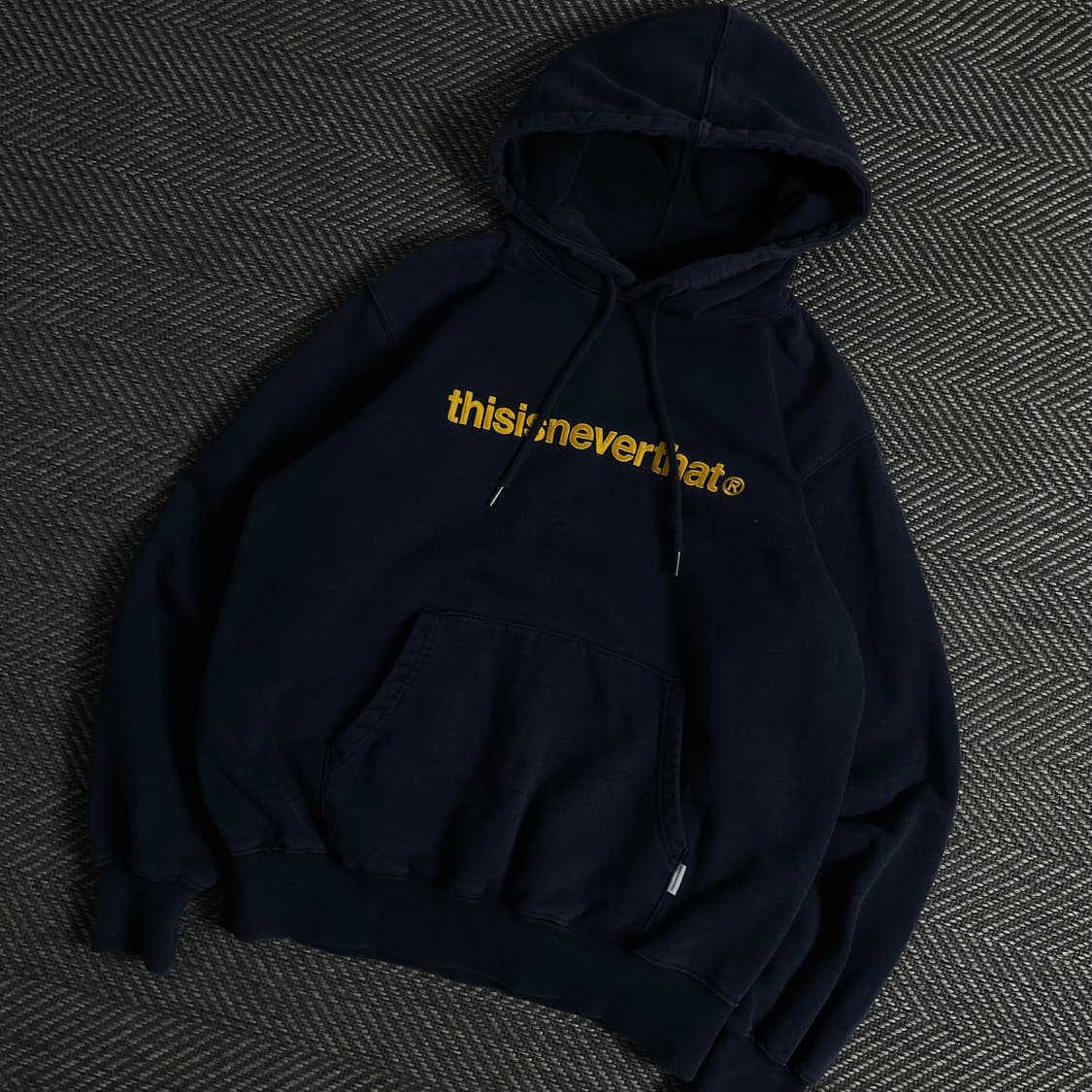 디스이즈네버댓 스펠로고 후드 티셔츠 네이비 y 3726 상품이미지1