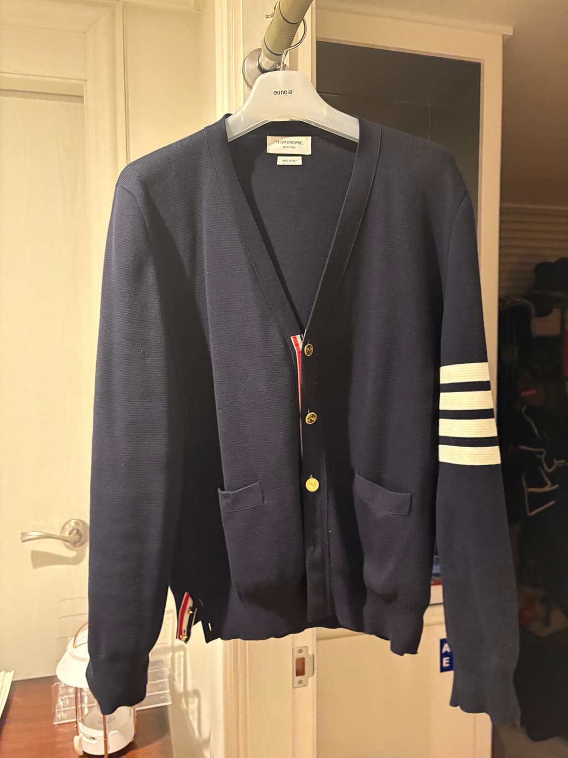 톰브라운 금장 가디건 팝니다 상품이미지1