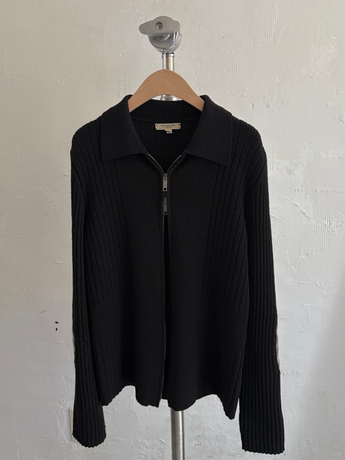 버버리 블랙 노바체크 패치 니트 집업 상품이미지6