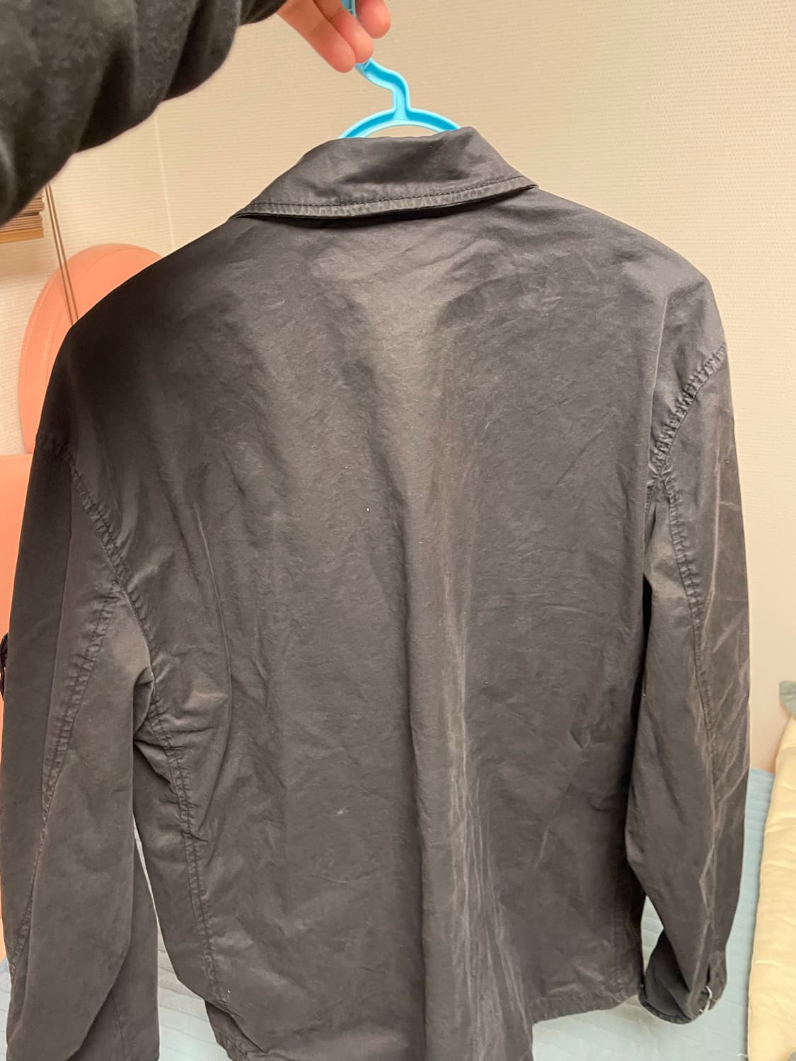 스톤아일랜드 투포켓 와펜 오버셔츠 블랙 상품이미지2