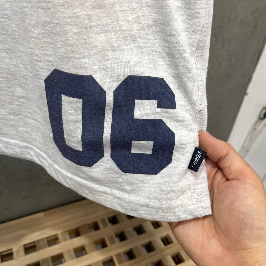 슈퍼드라이 헤리티지 릴렉스 컬리지 티셔츠 2XL 상품이미지4