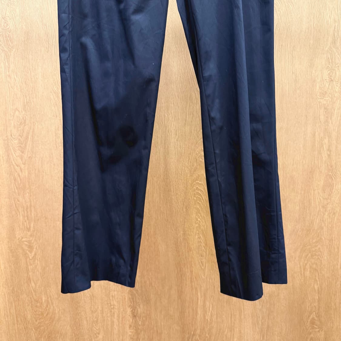 질샌더 슬랙스 히든 클로징 미니멀 디자인 후면 포켓 디테일 네이비 상품이미지5