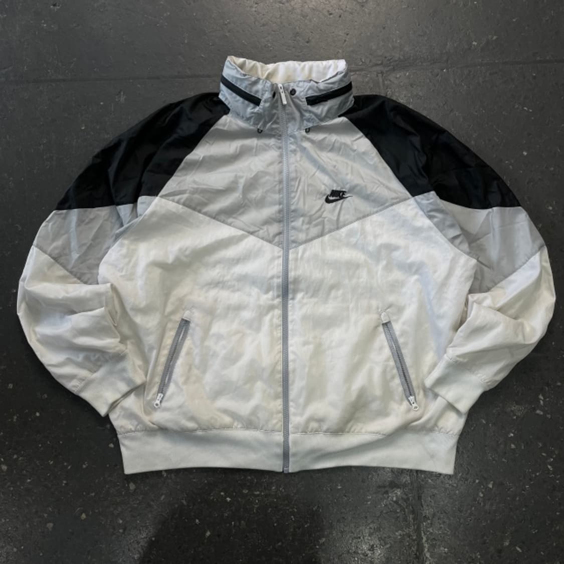 105 나이키 윈드러너 빅스우시 바람막이  상품이미지1