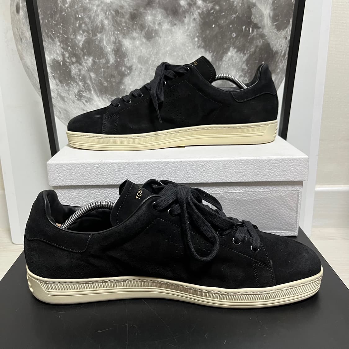 정품 11) 톰포드 워윅 블랙 스웨이드 스니커즈 상품이미지2
