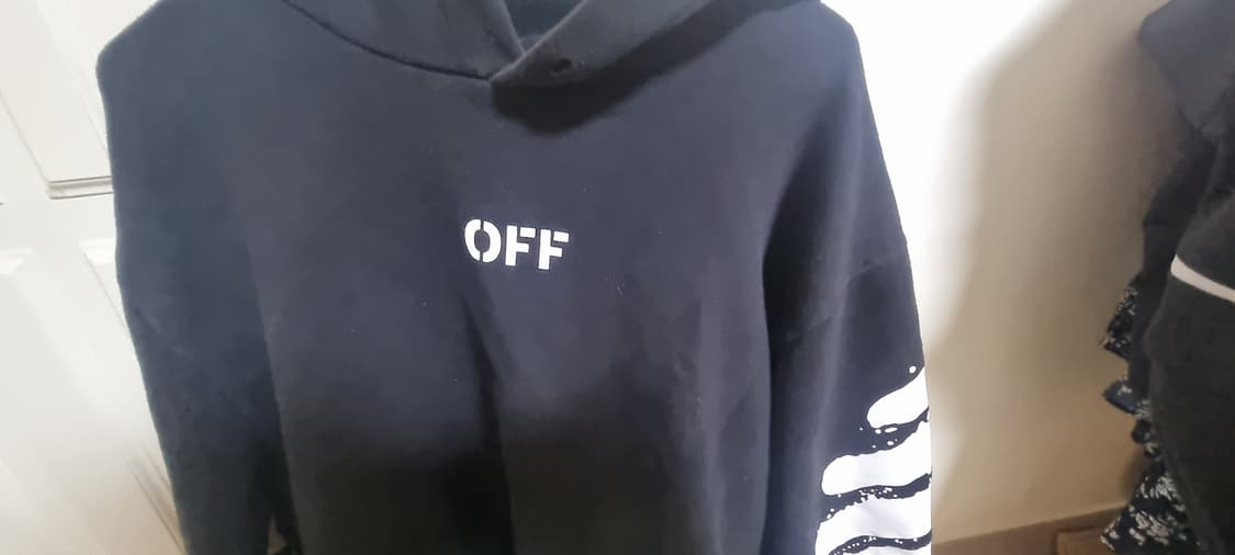 오프화이트 후드티 팝니다 상품이미지3