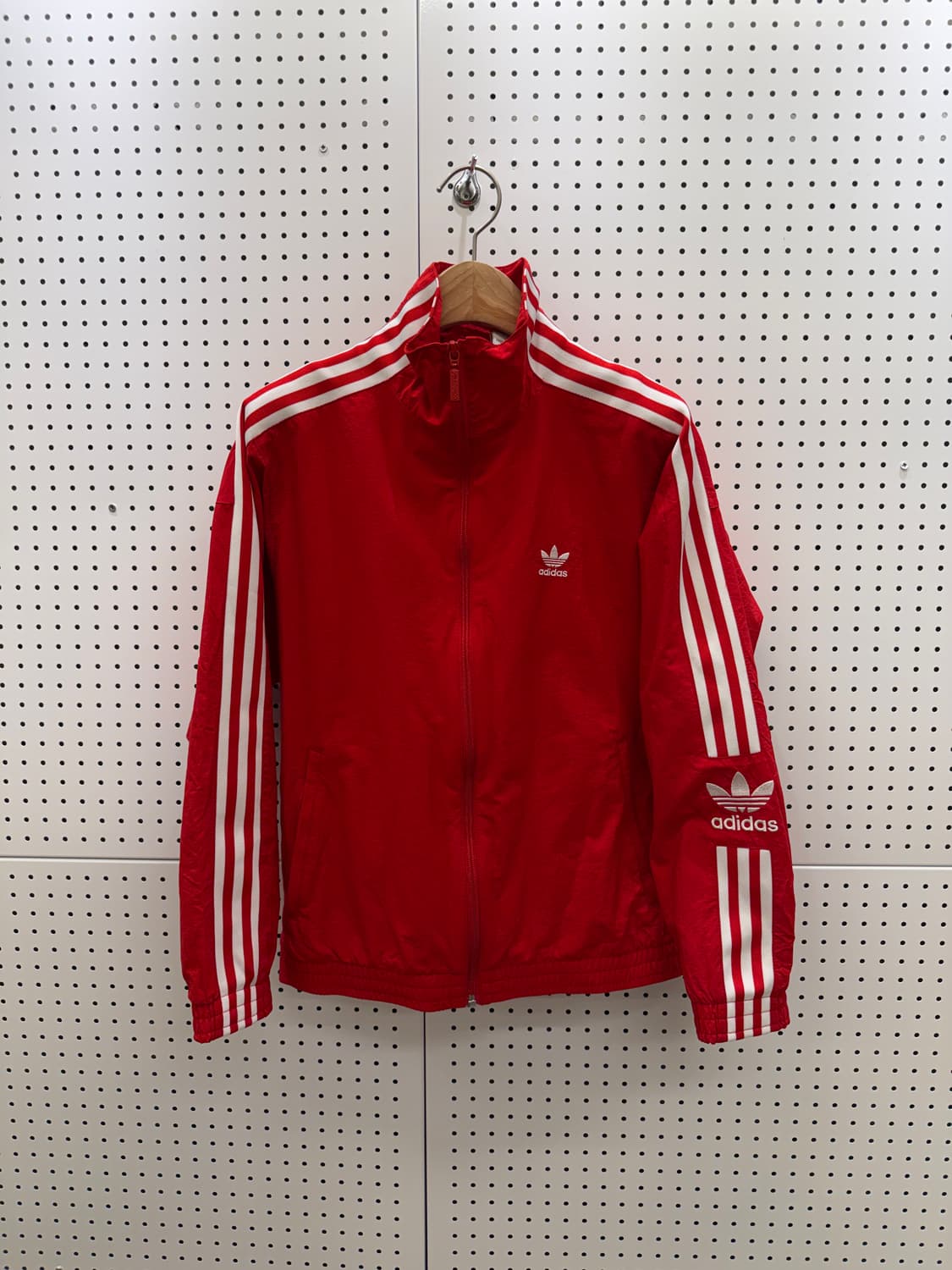 아디다스 삼선 바람막이 자켓 레드 U1116 상품이미지2