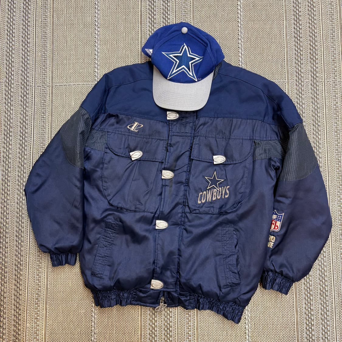 90s 달라스 카우보이 로고 애슬래틱 NFL 프로라인 푸퍼 자켓 상품이미지1