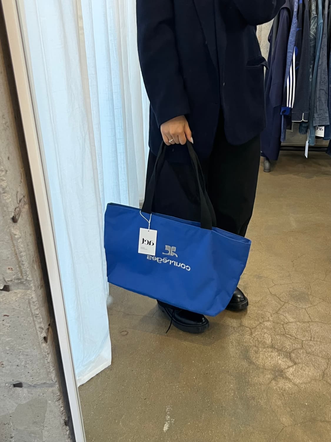 꾸레쥬 로고 쇼퍼백 블루 상품이미지10