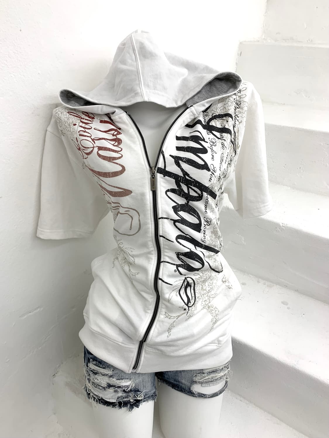 Impala y2k lettering hoodie  상품이미지2