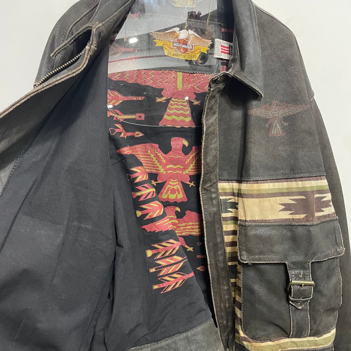 90s 할리 데이비슨 트라이벌 패턴 가죽자켓 상품이미지5