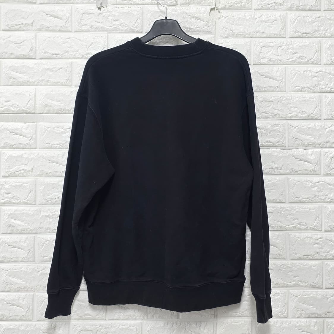 아크네 스튜디오 acne 블랙 맨투맨 L 상품이미지4