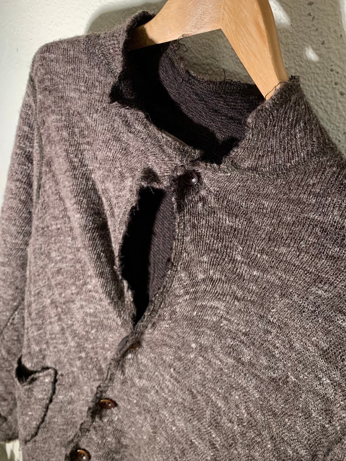 캐피탈 사이드 버튼 사선 가디건 상품이미지3