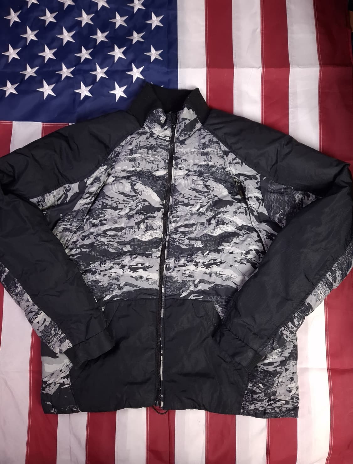 오리지날 오클리 나일론 패딩 푸퍼 자켓 상품이미지1