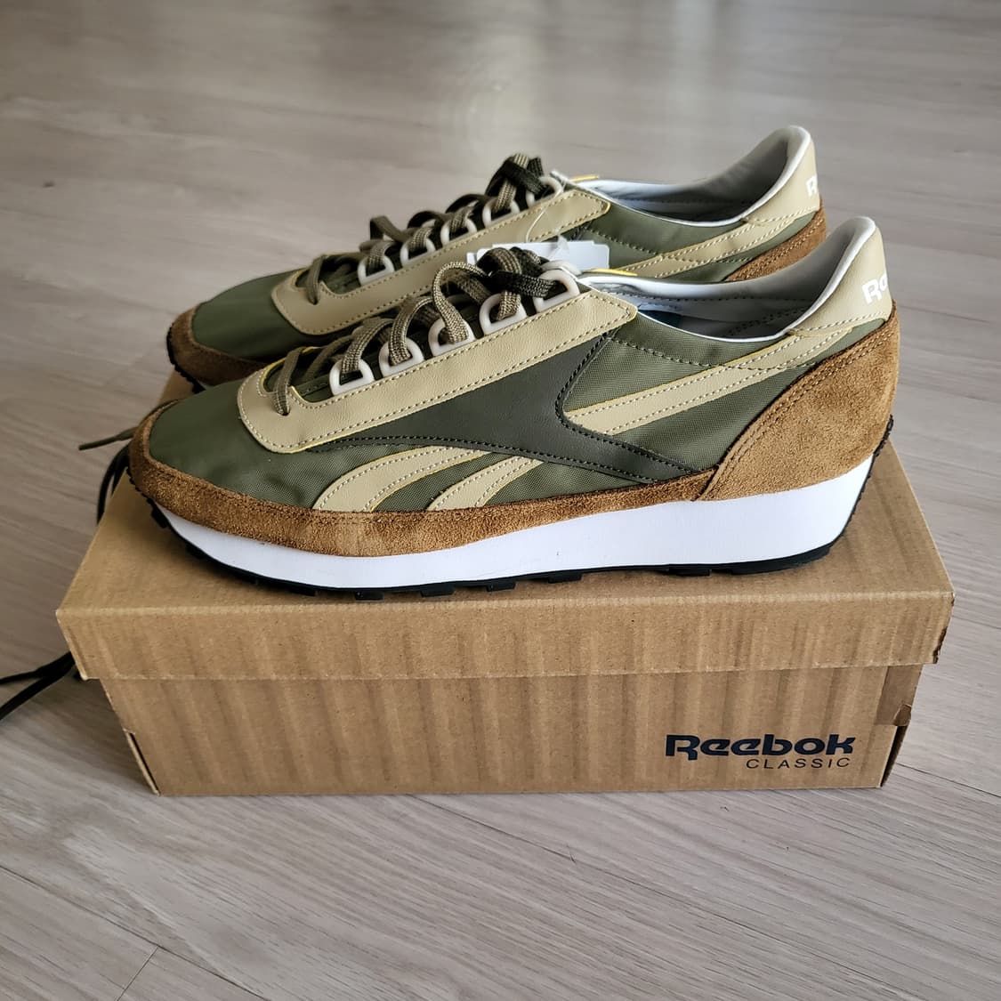 리복 아즈텍 클래식(265)새상품 상품이미지1