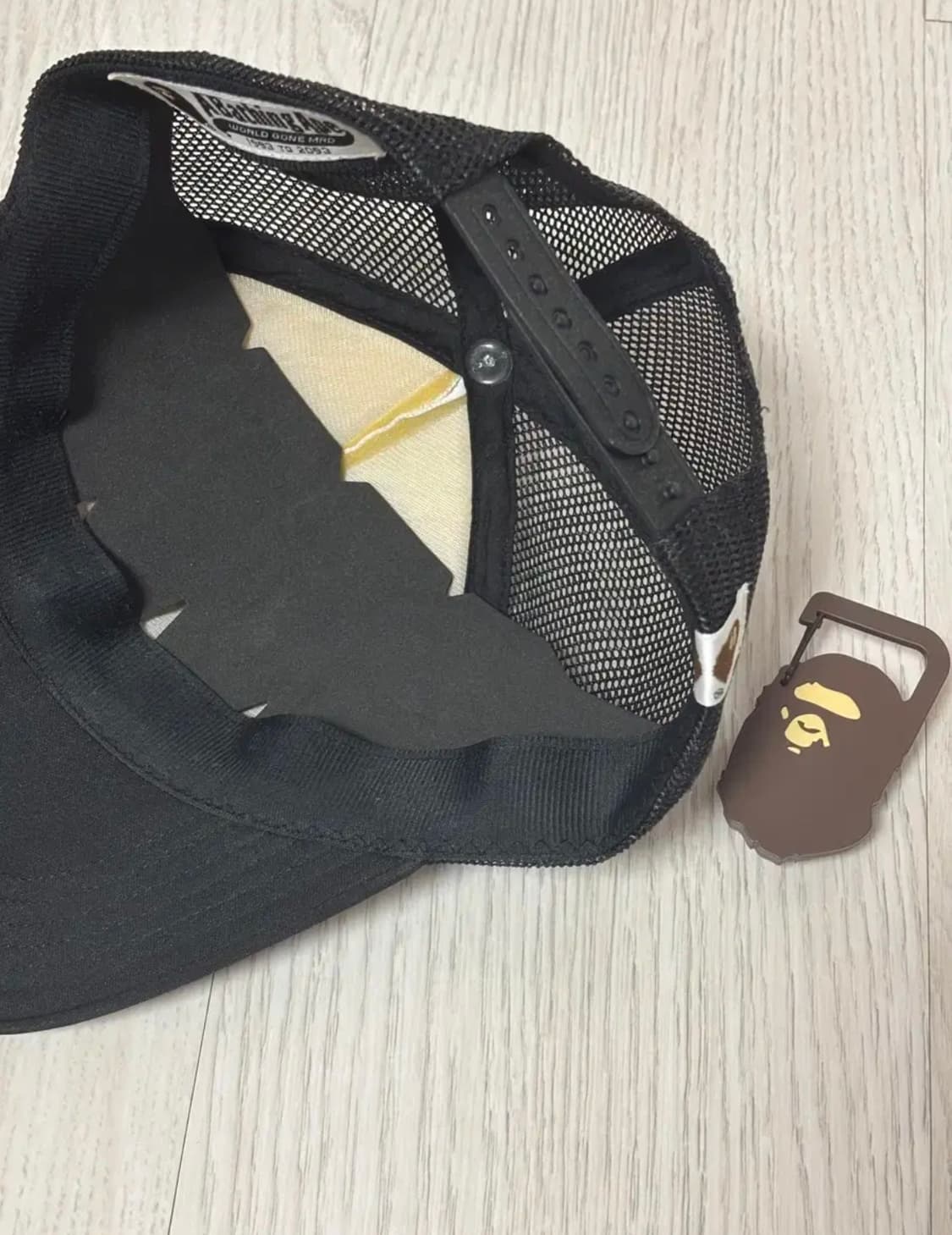 베이프 컬리지 메쉬캡 블랙 상품이미지3