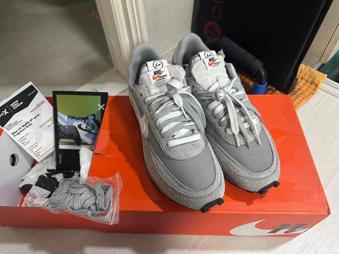 나이키 사카이 프라그먼트 LD와플 라이트 스모크 그레이 285 상품이미지2