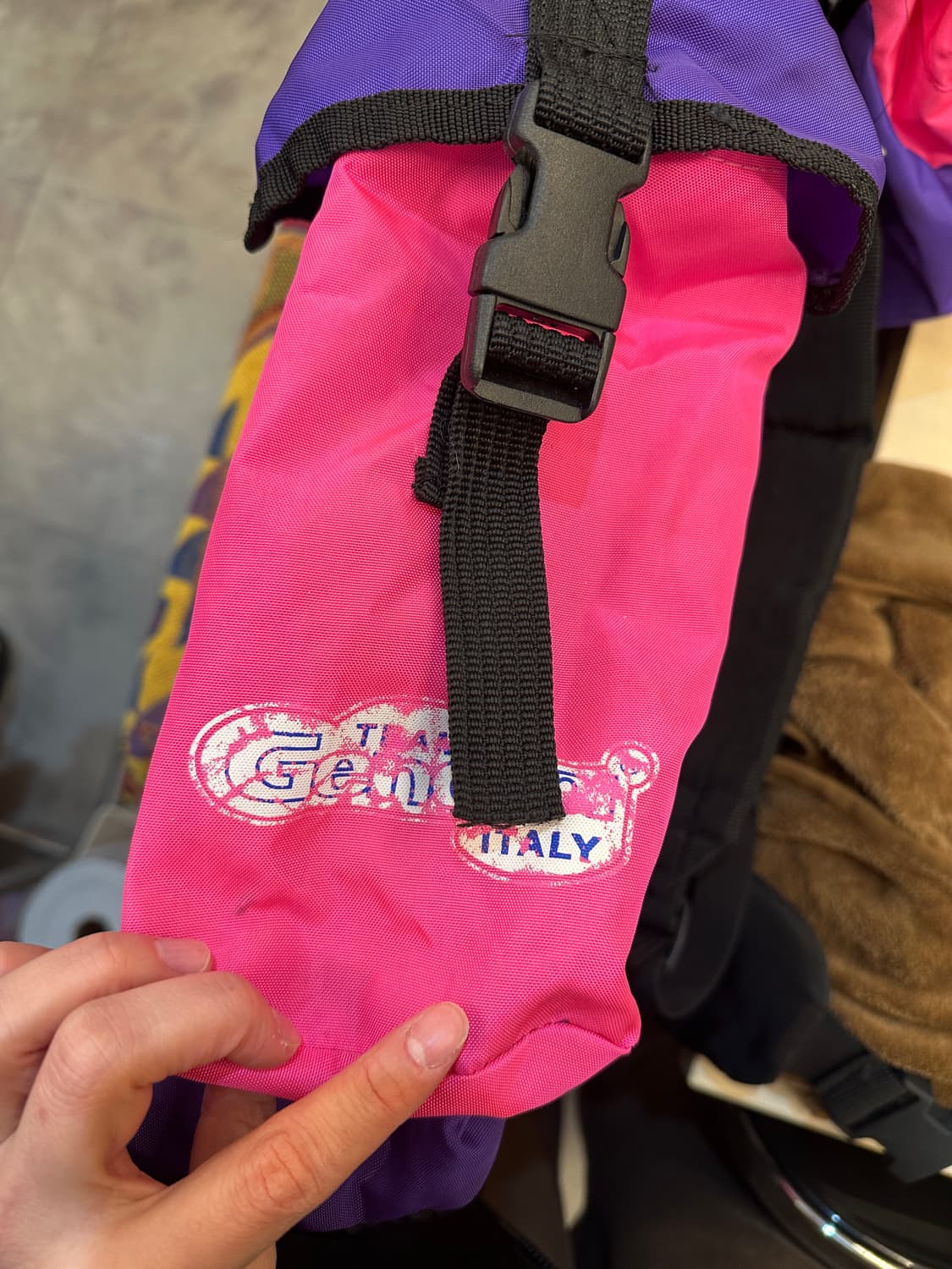 제노바 올드스쿨 캠핑 백팩 형광 핑크 상품이미지5