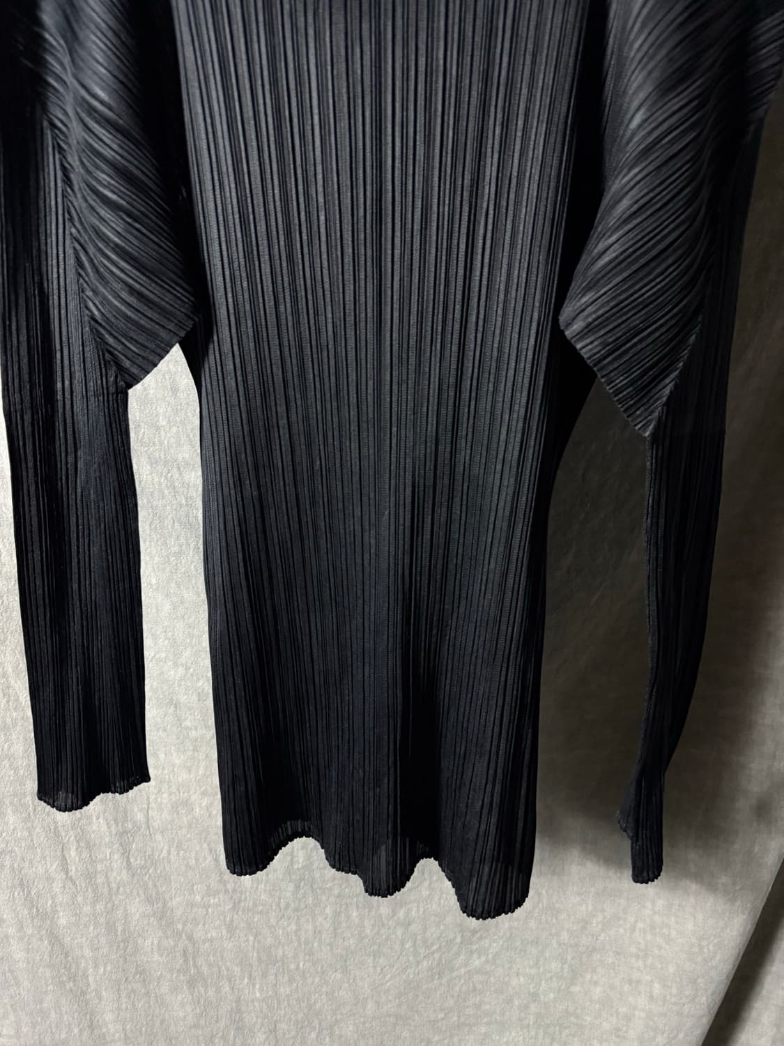 PLEATS PLEASE ISSEY MIYAKE High Neck Top 상품이미지4