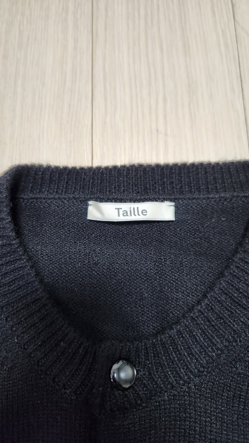 타일레 라운드넥 가디건 상품이미지2